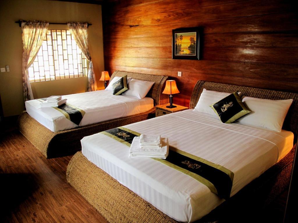 Atmaland Resort Kep Bilik gambar