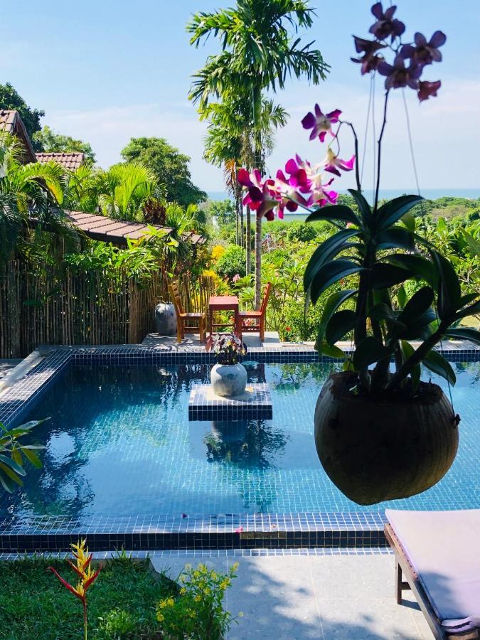 Atmaland Resort Kep Luaran gambar